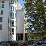 Szálloda Lotos 2*