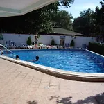 Lotos 2* Kiten